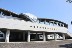 一宮市光明寺公園球技場